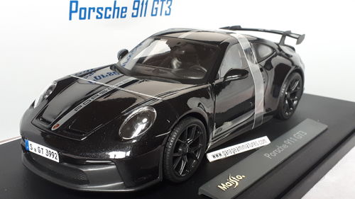 PORSCHE 911 GT3 2022 NOIRE MAISTO 36458BK ECHELLE AU 1/18 EME