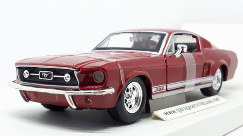 FORD MUSTANG GT 1967 ROUGE MAISTO REF 31260RD ECHELLE AU 1/24 EME
